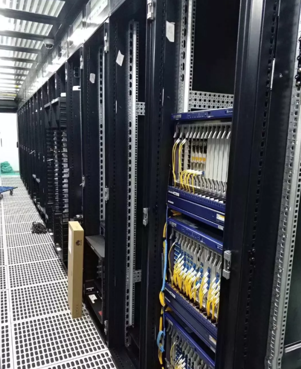 机房空调制冷量如何配置计算？